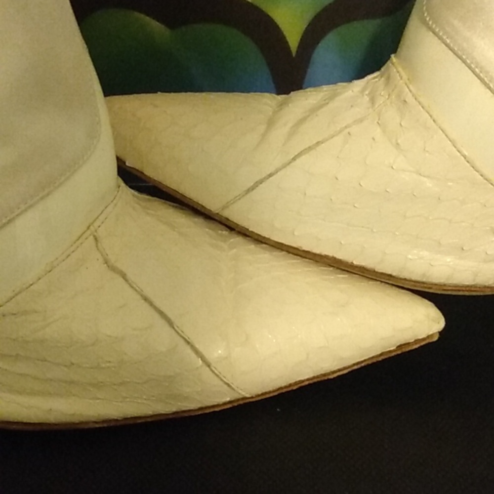 Manolo Blahnik Ankle Boots Size 9 - Picture 2 of 8